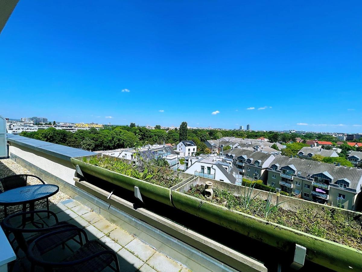 Schone Wohnung Mit Dachterrasse Viena Exterior foto